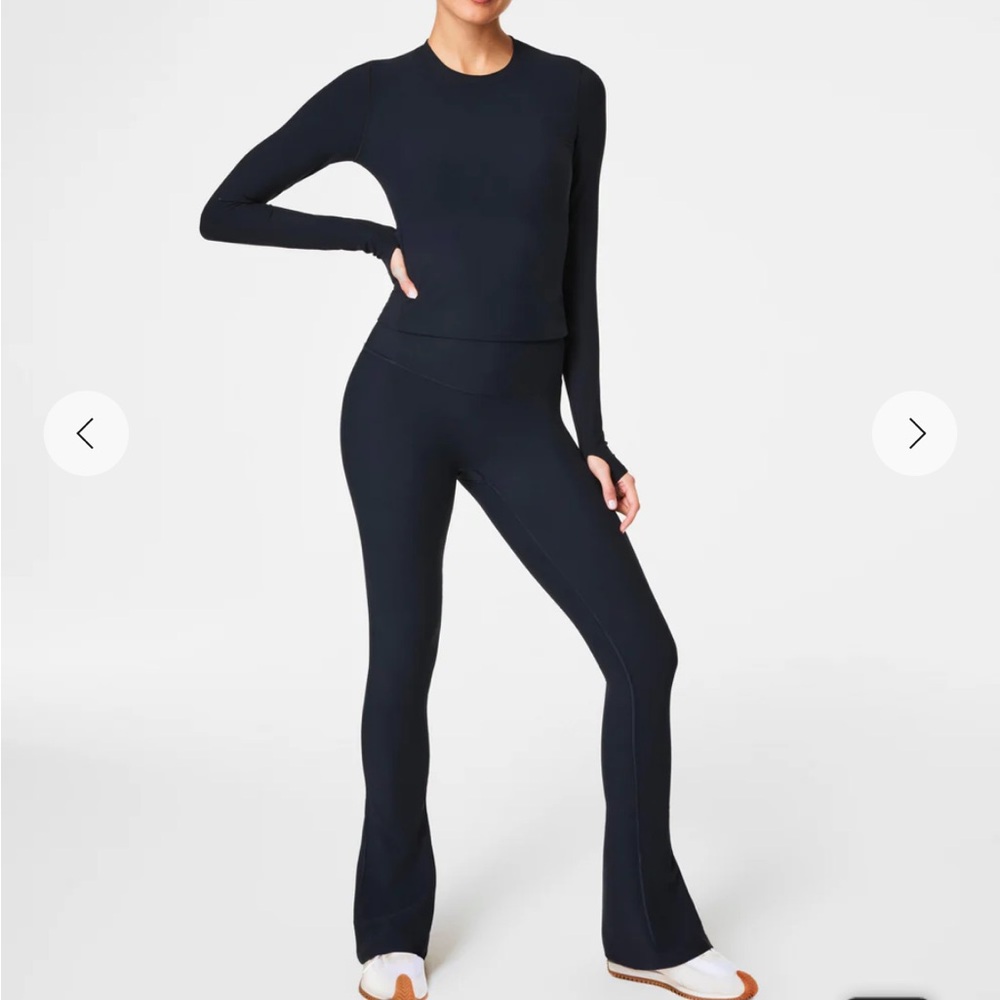 SPANX Black Flair Yoga Pants